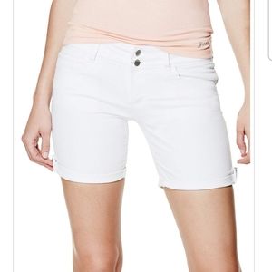 GUESS bermuda shorts